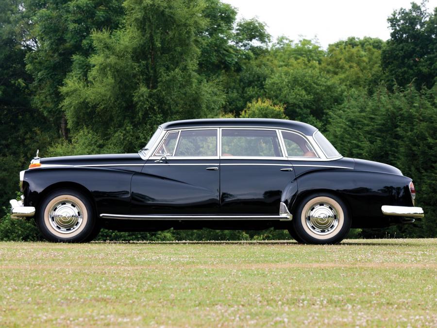  Mercedes-Benz 300d 1957 года  (фото 5 из 10)